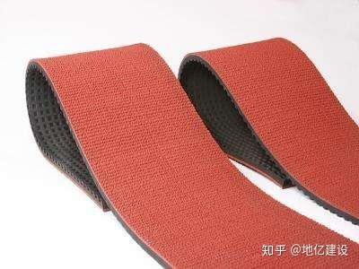 預制型(xing)塑膠(jiao)跑道(dao)的(de)結構與特征